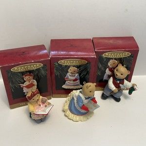 Hallmark Keepsake Ornaments 1993 The Bearingers - Set of 3.